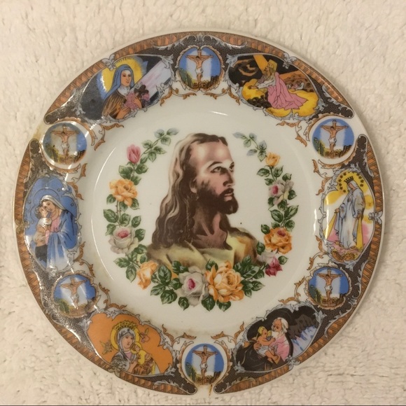 Vintage Biblical Religious plates. - Picture 4 of 4